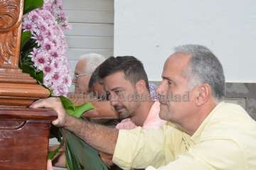 Misa y procesión religiosa en Caserones Bajos y Cendro (Foto TA)
